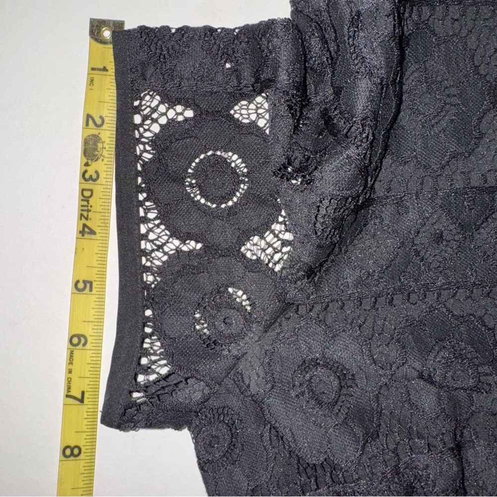 LOFT Classic Black Lace Short Sleeve Lined Dress (10) - Picture 13 of 17